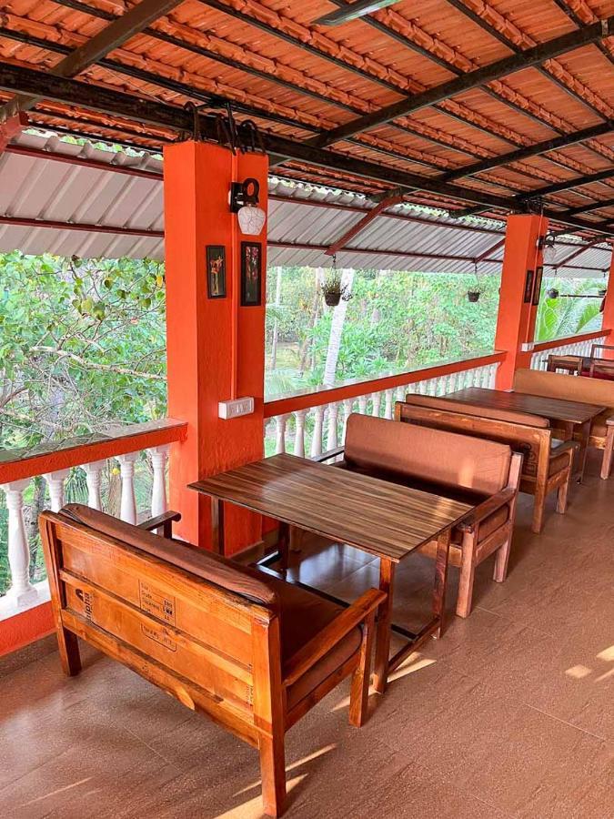 Bonds Hostel Candolim Exteriér fotografie